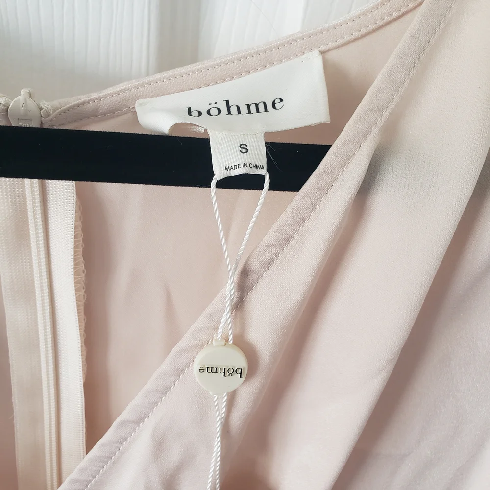 Böhme Emersyn Dress Champagne V-Neck Silky Flow Elopement Gown - Picture 10 of 13